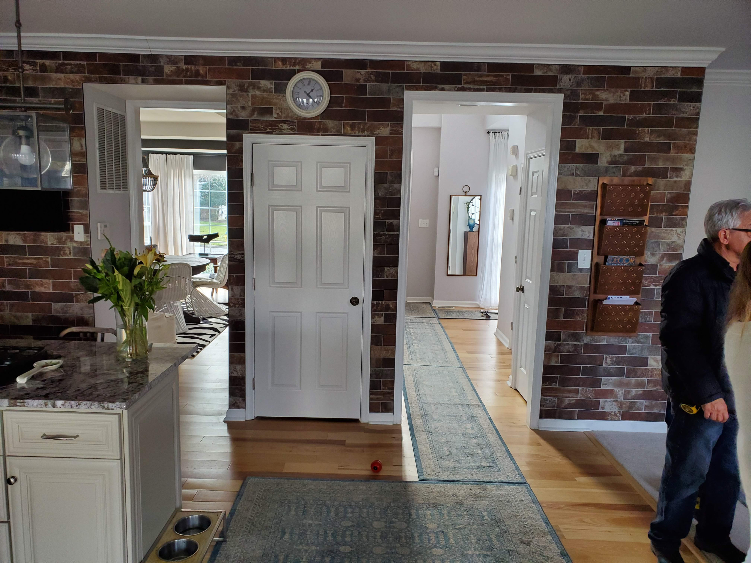 Tiled Accent Wall In Kitchen