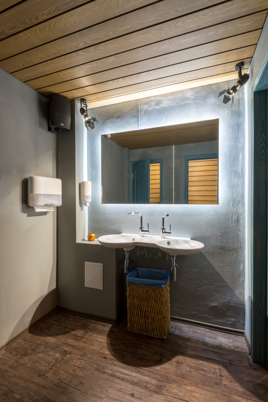 Кальянная "HUBBLE BUBBLE"