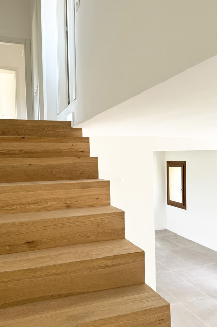 CASA NILUS traditional-staircase