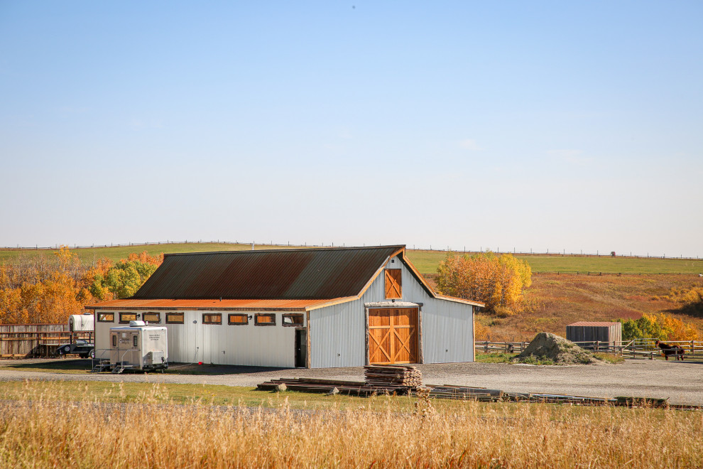 Inspiration for a rustic home design remodel in Calgary