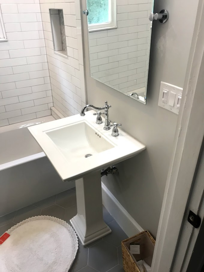 Seminole Heights | Classic | Guest Bathroom Remodel