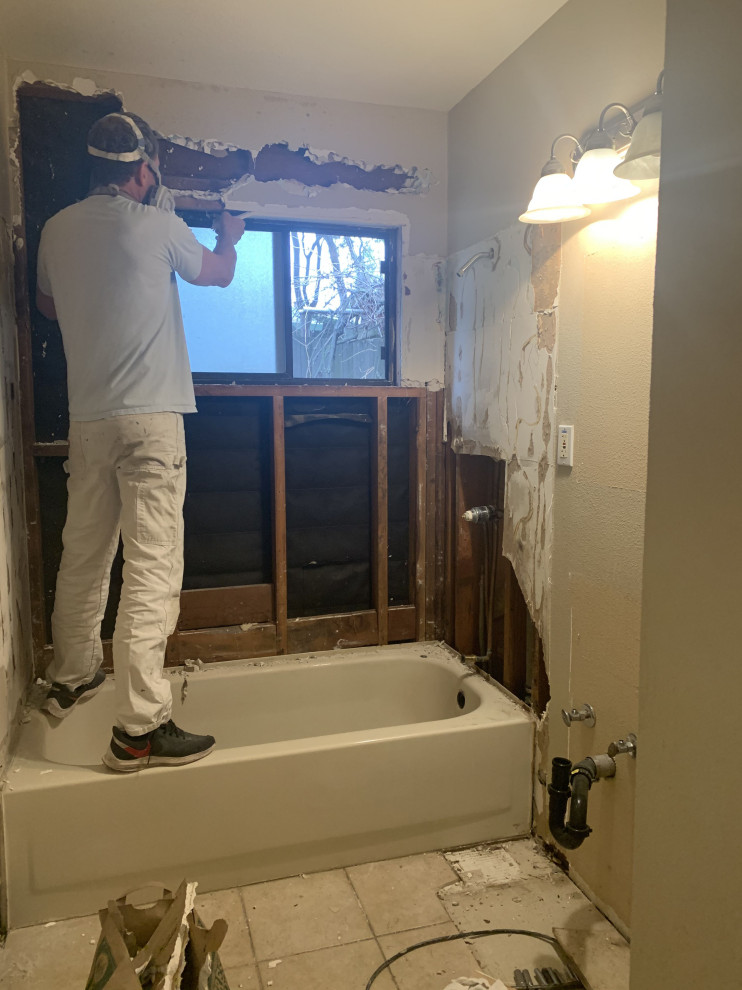 MASTER BATH