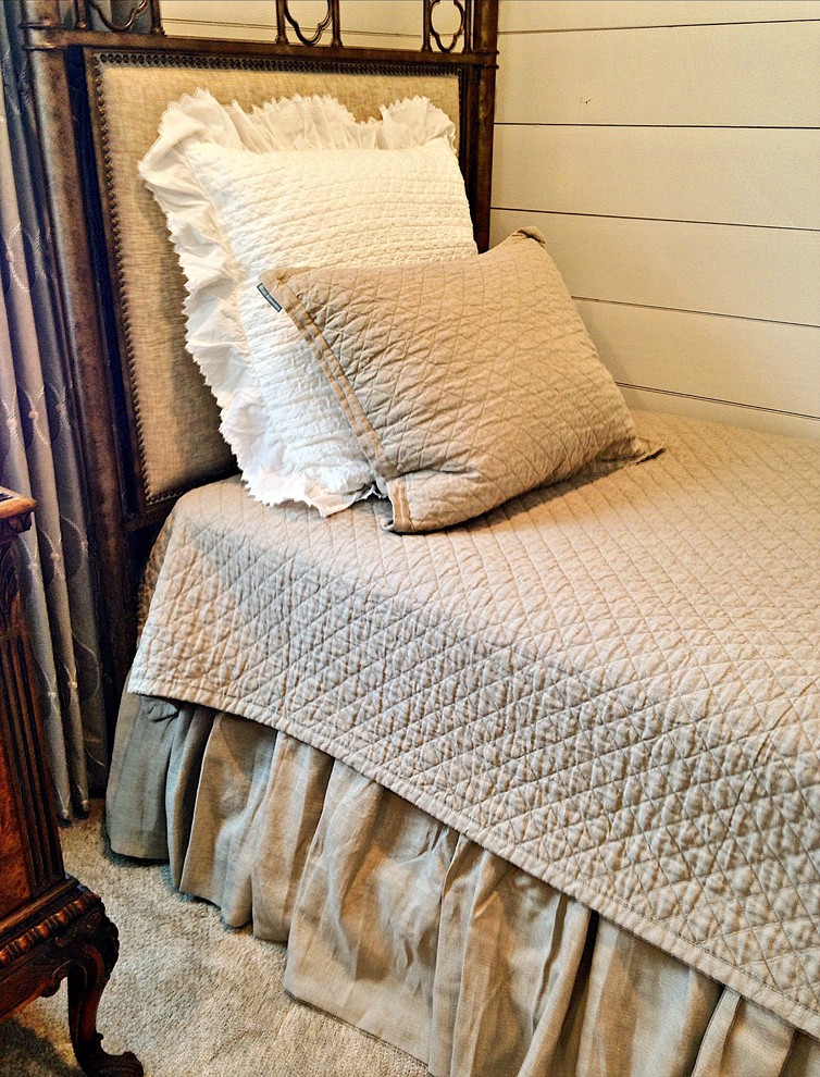 Inspiration for a country guest bedroom in Other with white walls, carpet and beige floor.