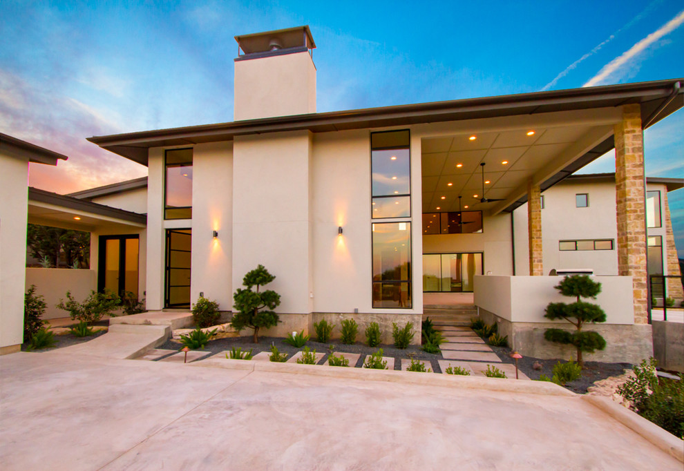 Inspiration for a contemporary exterior in Austin.
