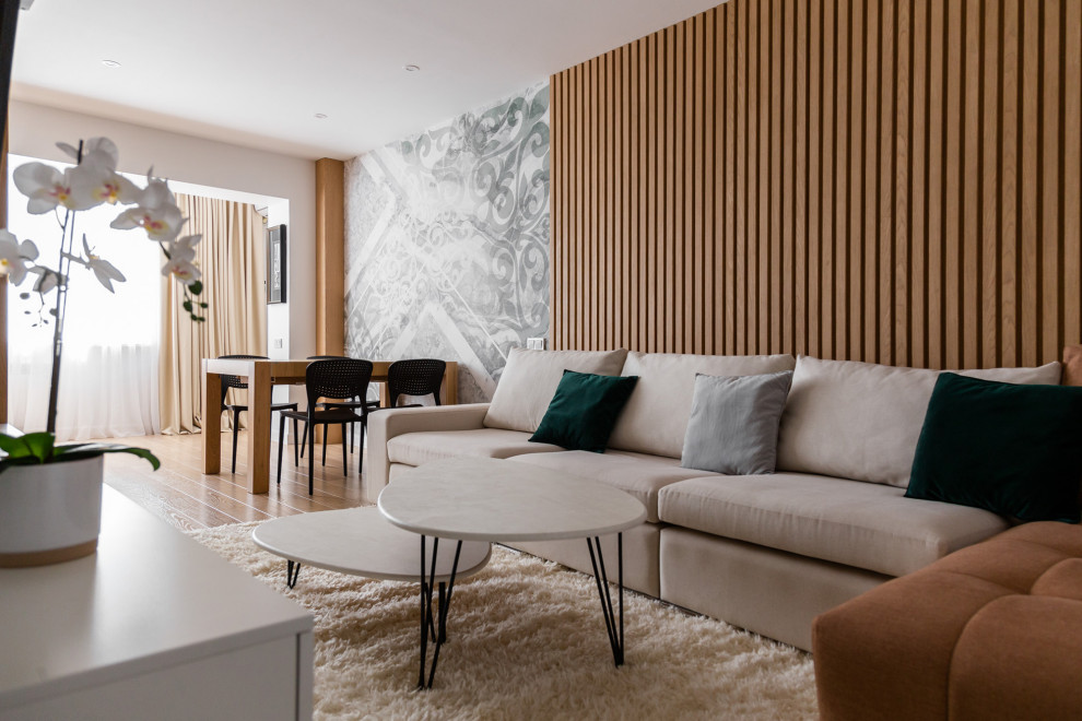 Современный интерьер с казахскими национальными элементами.