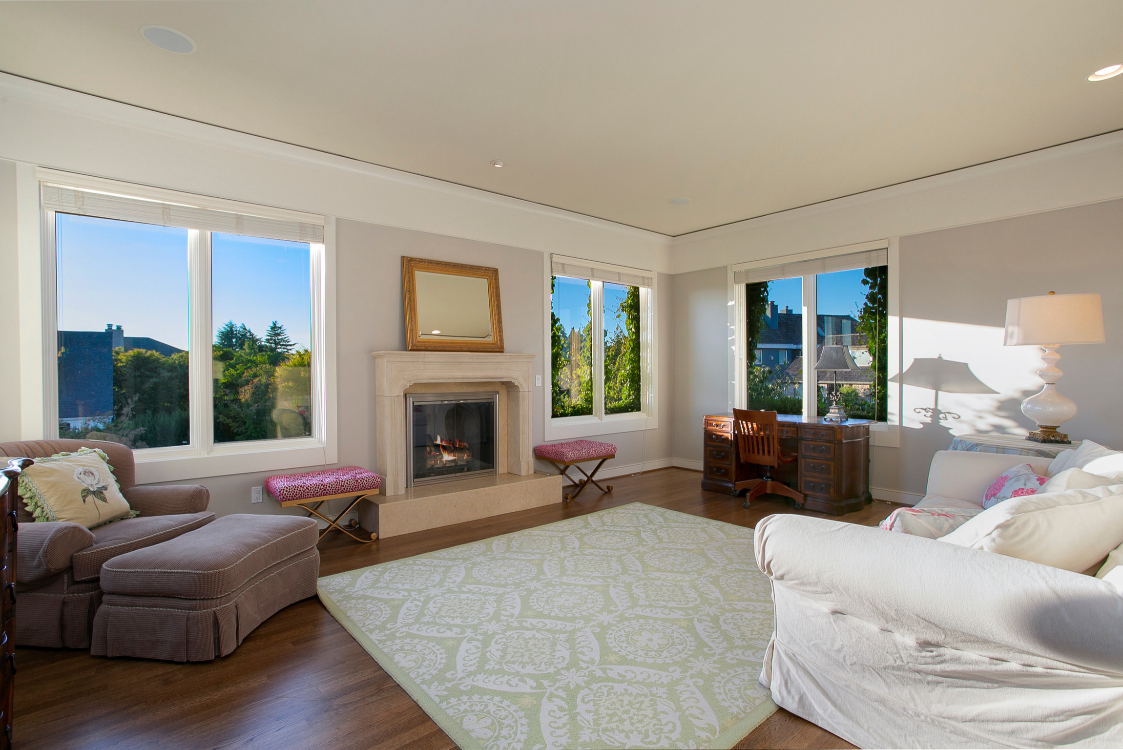 Custom Executive Home - Magnolia