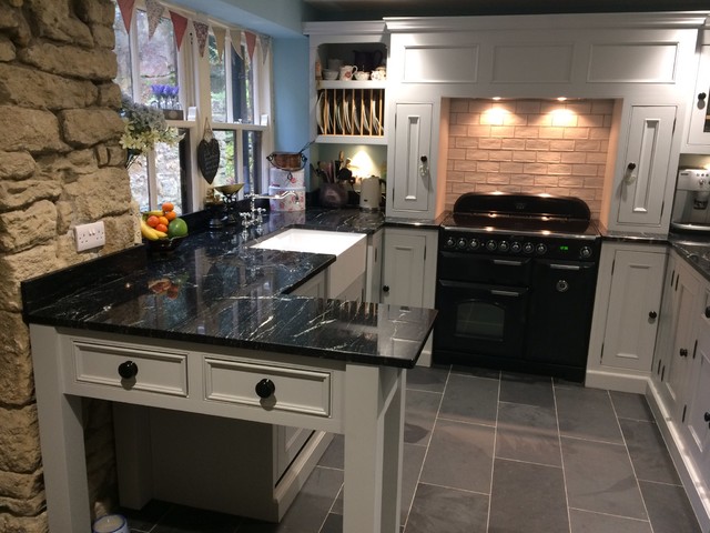 Mann Kitchen traditional-kitchen