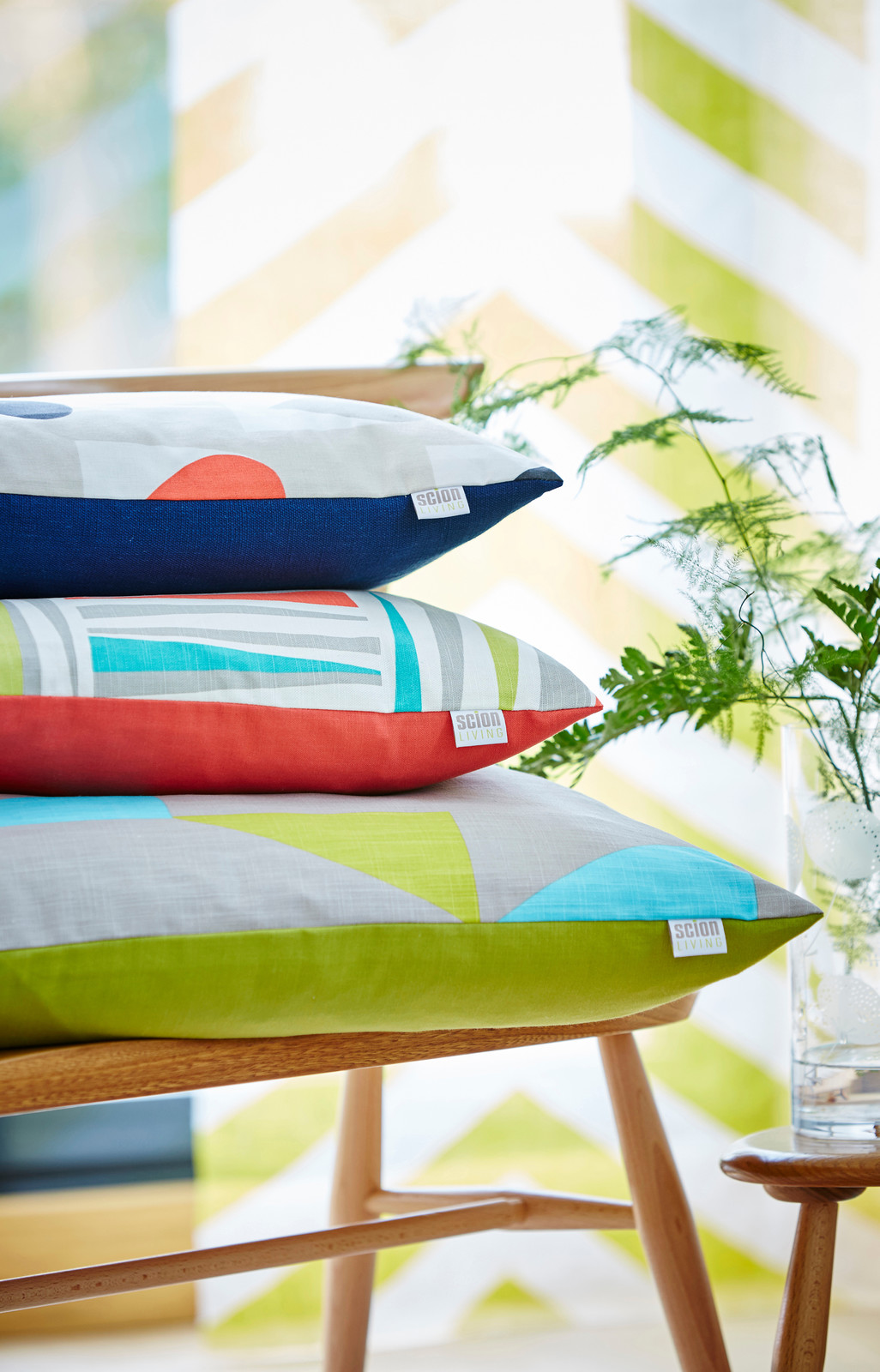 Детские коллекции тканей и обоев