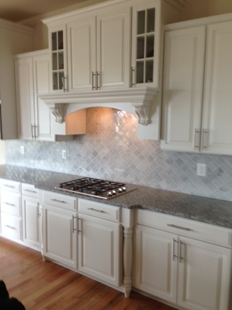 Example of a transitional kitchen design in DC Metro