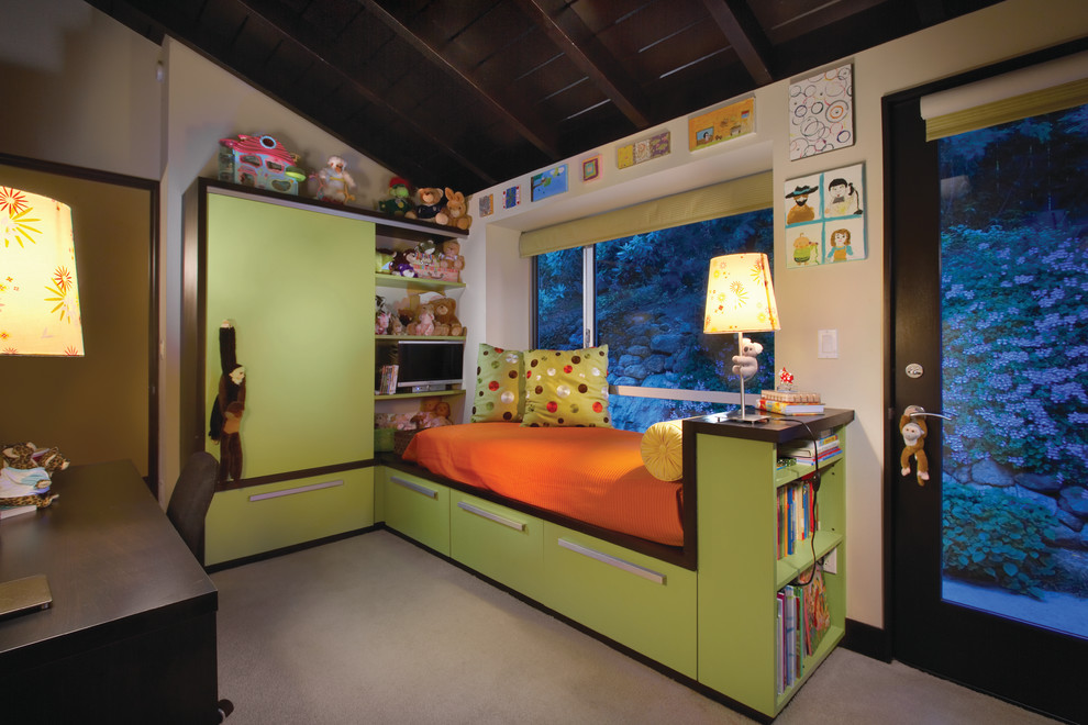 Contemporary kids' room in Orange County with beige walls and carpet for kids 4-10 years old and girls.