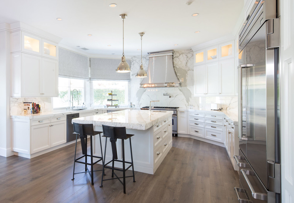 White Cape Cod Kitchen - Traditional - Kitchen - Los ...