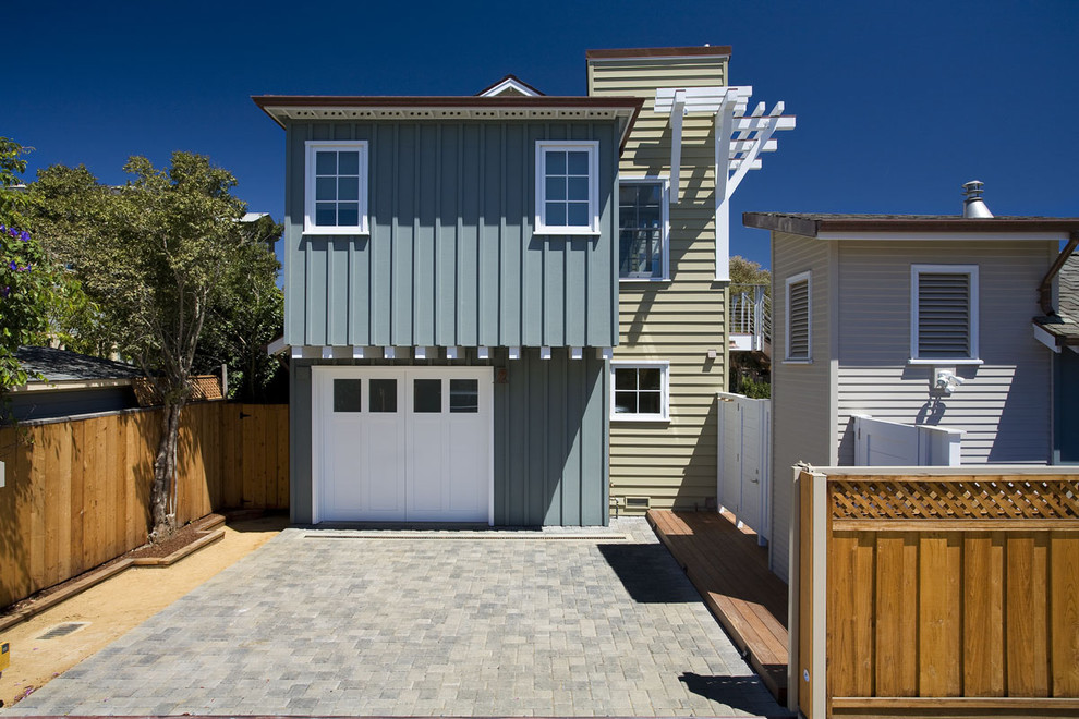 Design ideas for a beach style one-storey exterior in San Francisco.