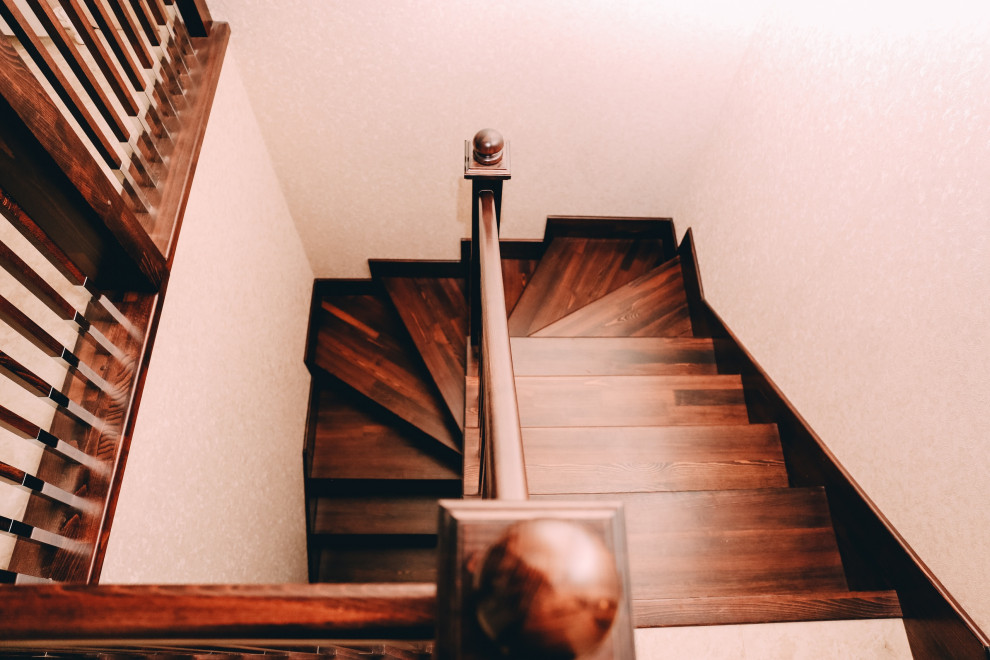 Лестниц для дома от компаний Лестница Этаж