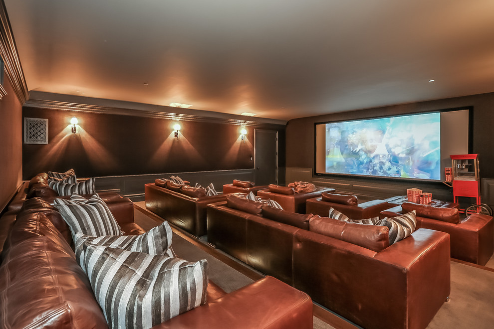 Design ideas for a traditional home theatre in Los Angeles.