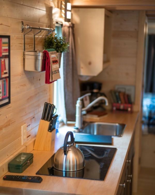 Kitchen - rustic kitchen idea in Austin