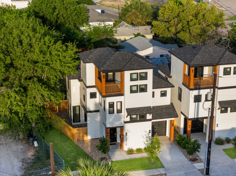 1310 S Mesquite