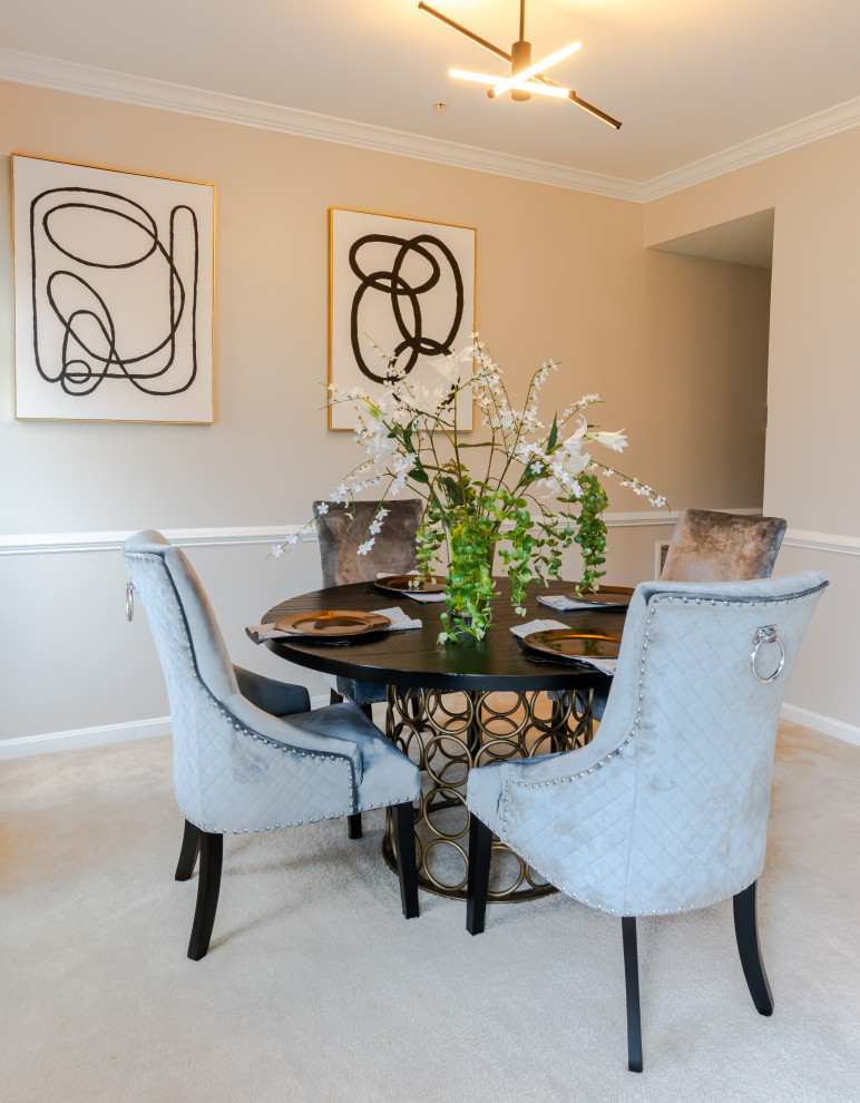 Example of a transitional dining room design in DC Metro
