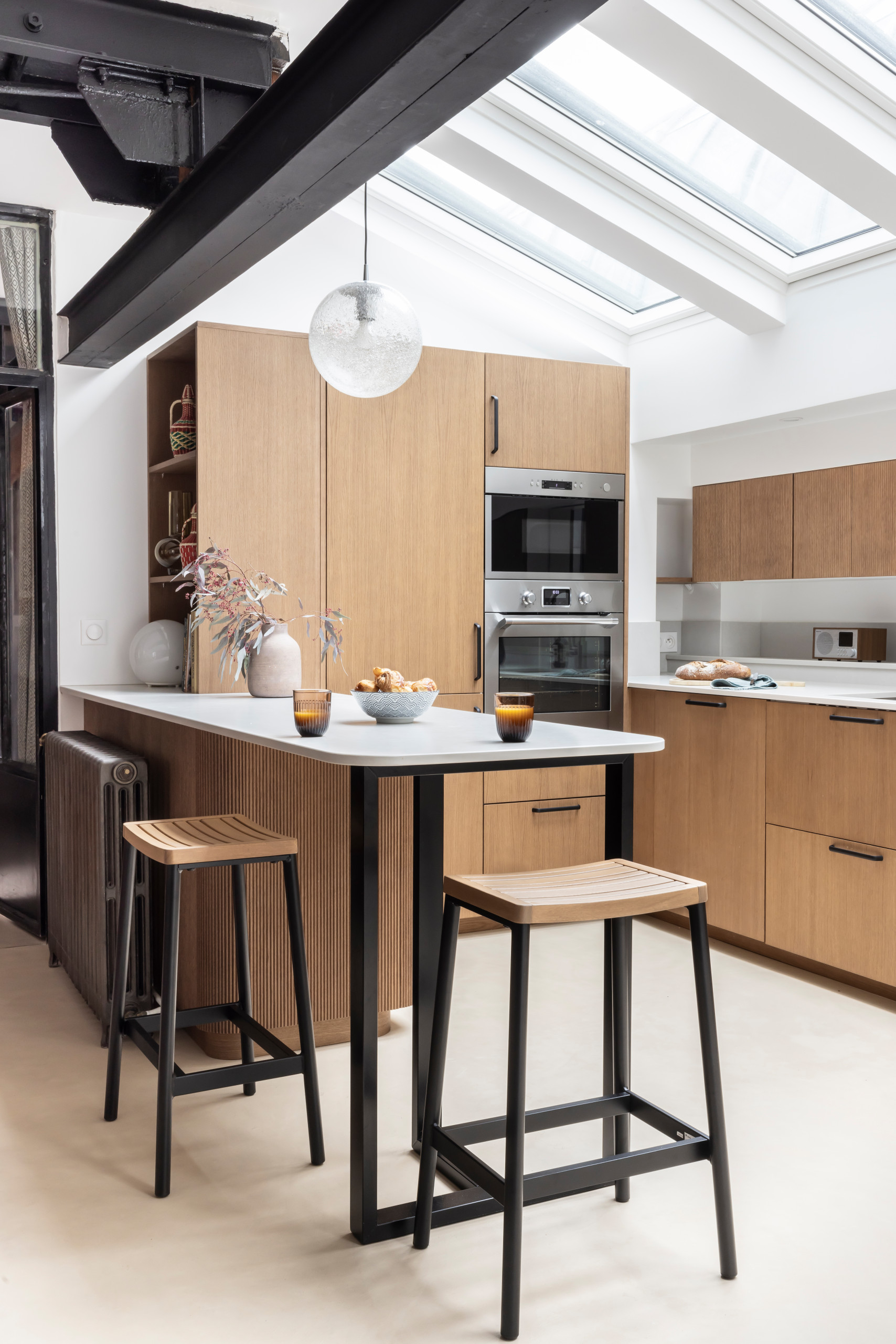 Une ancienne laverie industrielle réinventée - 92m2 à Belleville