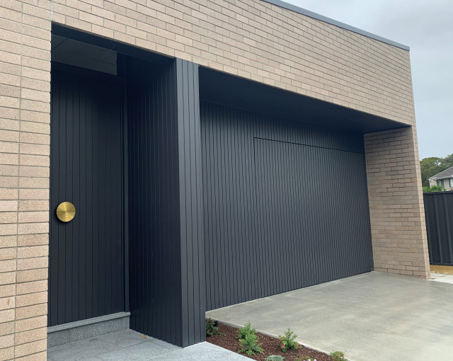 Custom Flushmount Panel Door Hamilton South Contemporary Garage