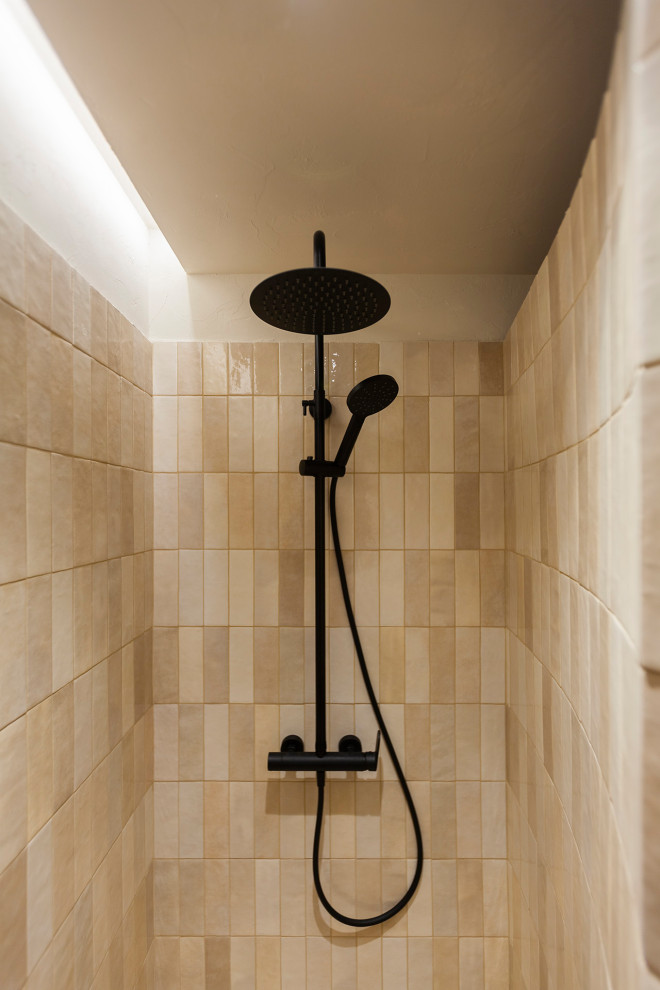 Добрая квартира - интерьер 49м² в доме XIX века