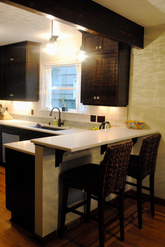 Example of a transitional kitchen design in Portland