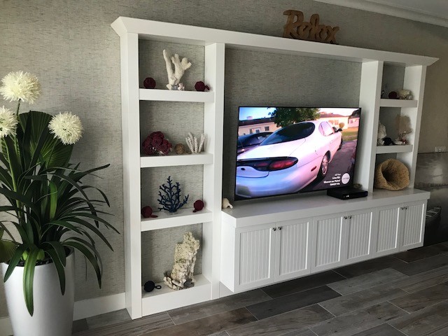 Wall Unit 
