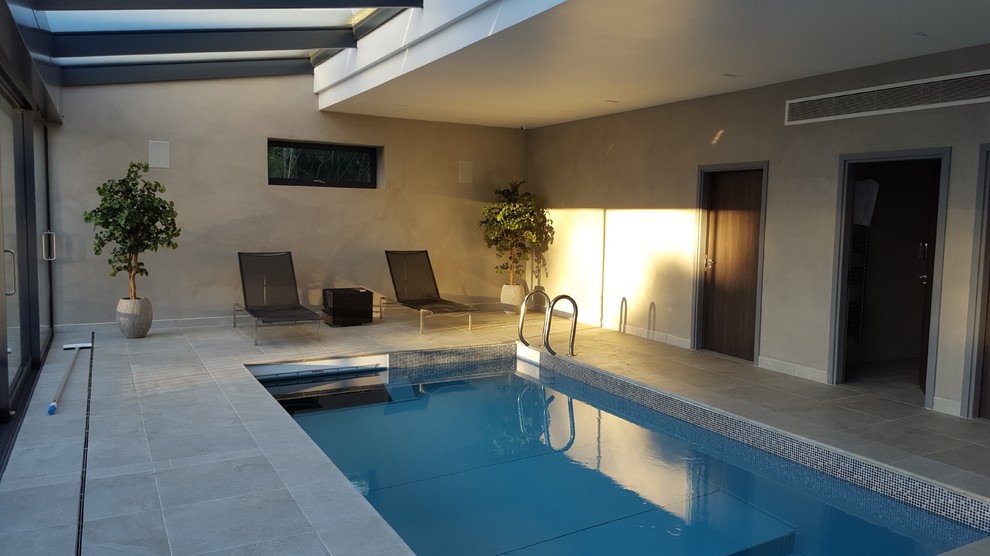 This is an example of a contemporary pool in Dorset.
