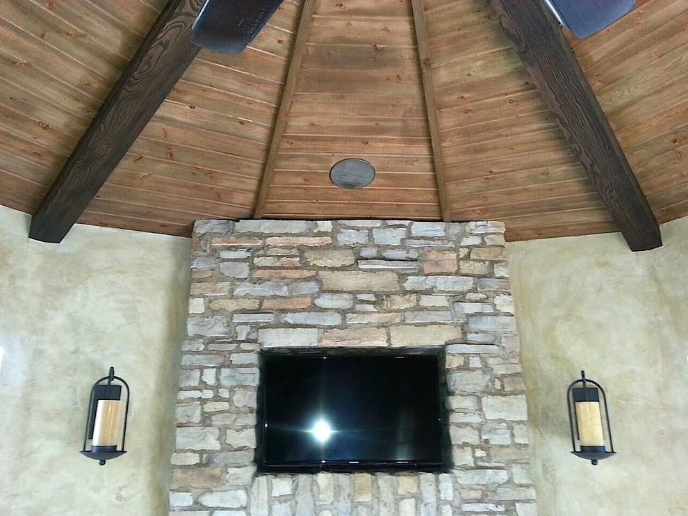 Inspiration for a rustic patio remodel in Orange County