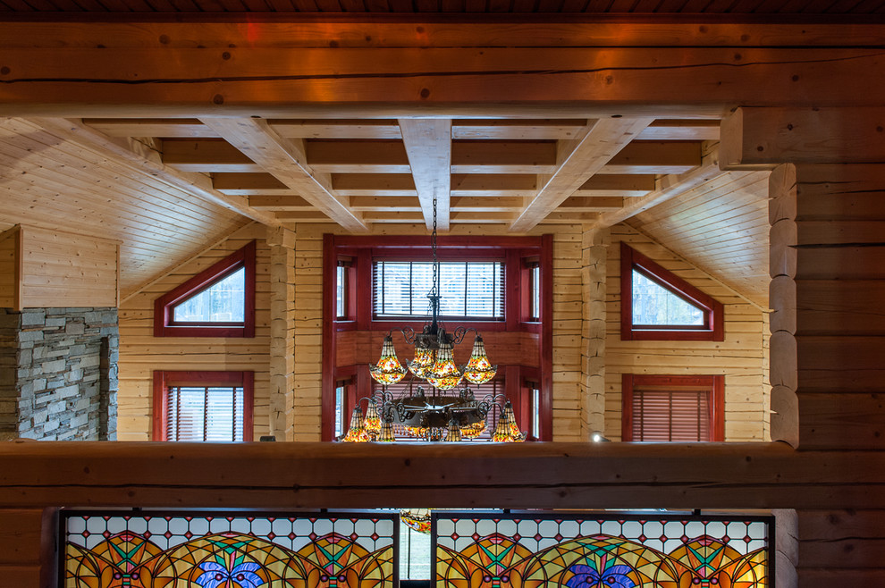 Дом с витражами