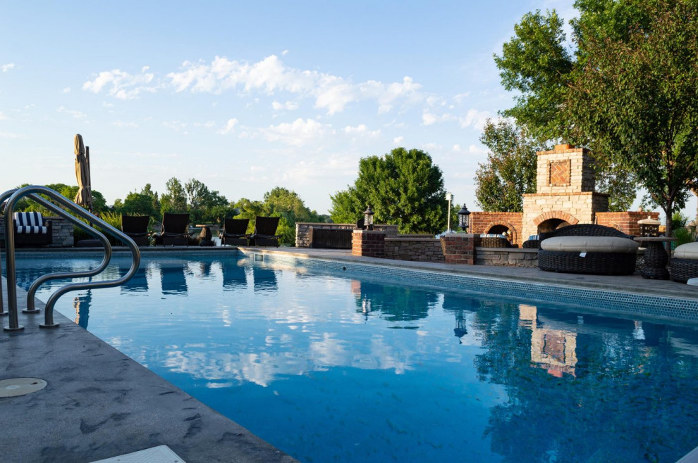 Pool - contemporary pool idea
