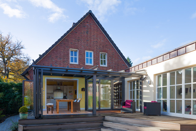 Glass Houses and Wintergardens contemporary-deck
