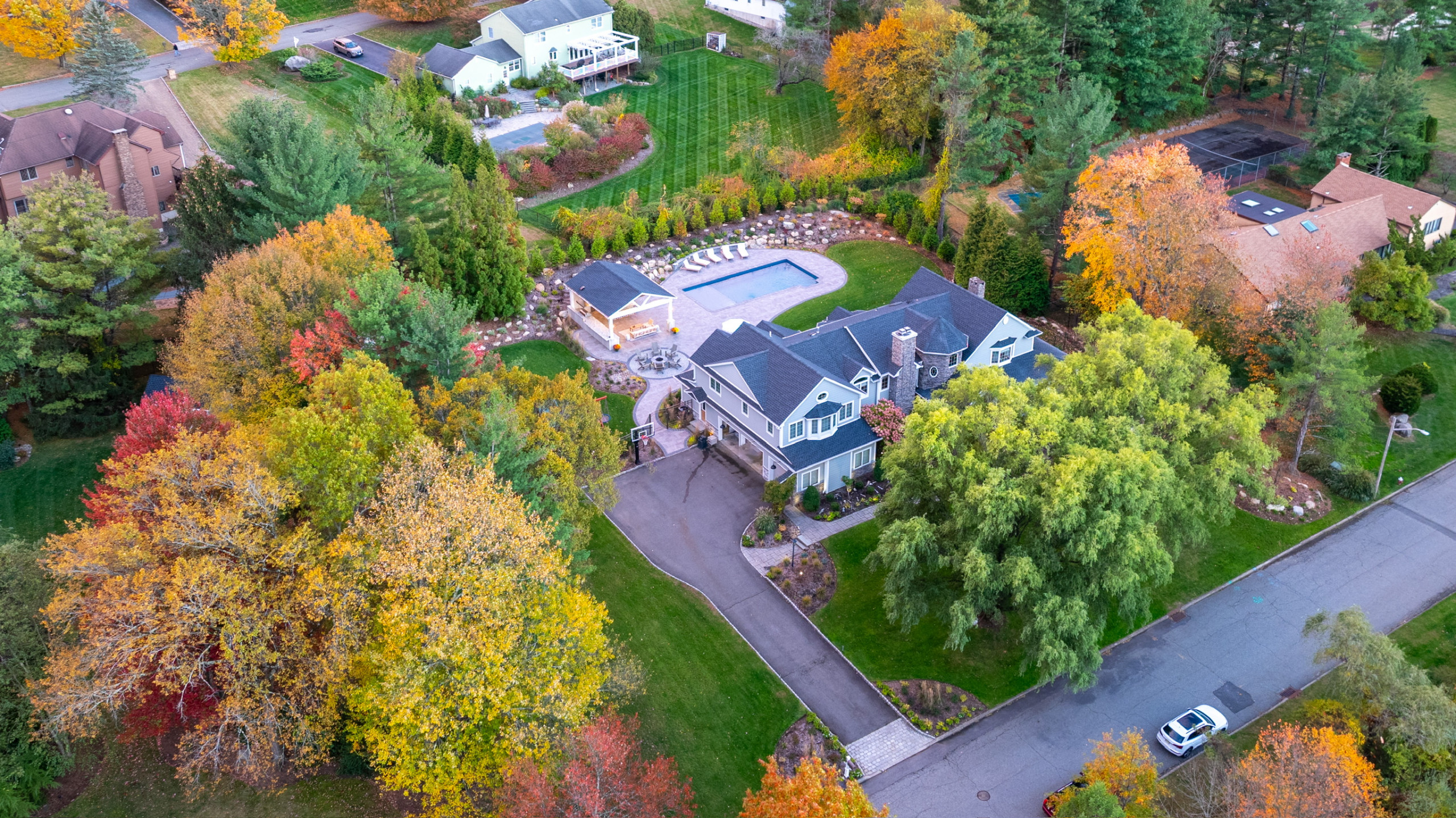 Porcelain Paradise with a Party Pavilian