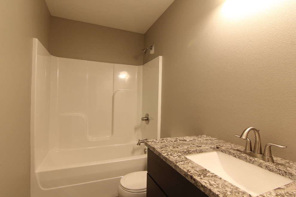 Inspiration for a transitional bathroom remodel in Cedar Rapids