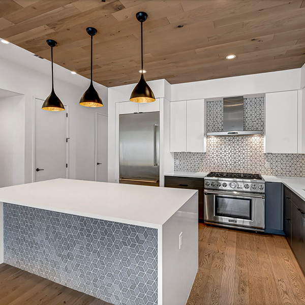 Minimalist kitchen photo in Austin