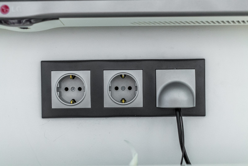 Квартирный вопрос. В греческом зале