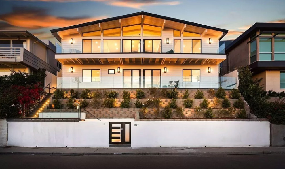 This is an example of a large coastal house exterior in San Diego.