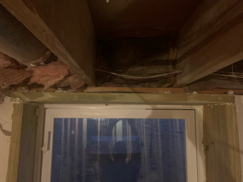 Missing egress window header