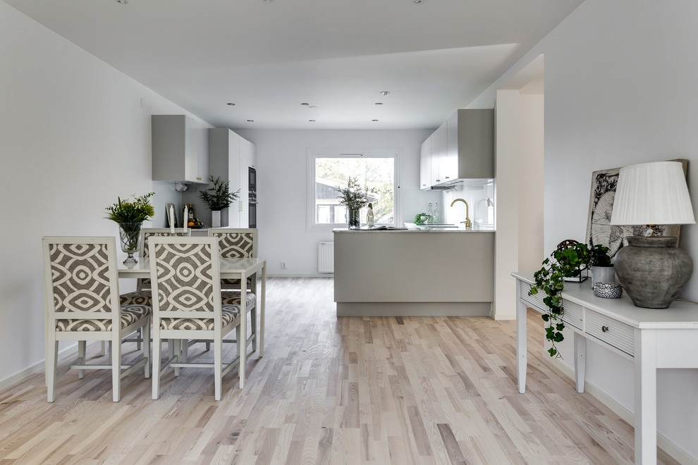 Photo of a contemporary dining room in Stockholm.