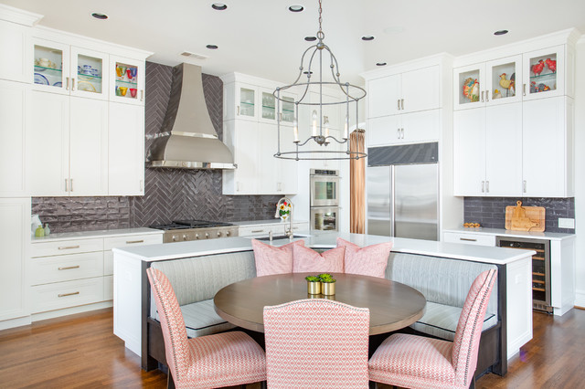 10 Kitchen Islands That Feature Banquette Seating