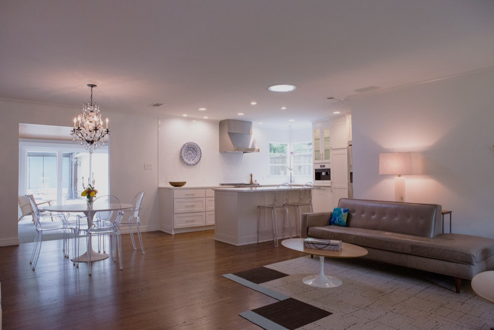 Full kitchen remodel in the Dallas neighborhood of Lakewood Heights 75214, including custom paint-grade wood cabinetry, 3CM quartz countertops, white porcelain subway tile backsplash, Miele stainless