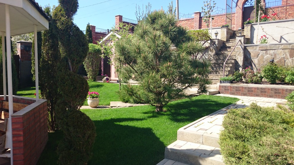 Участок на склоне