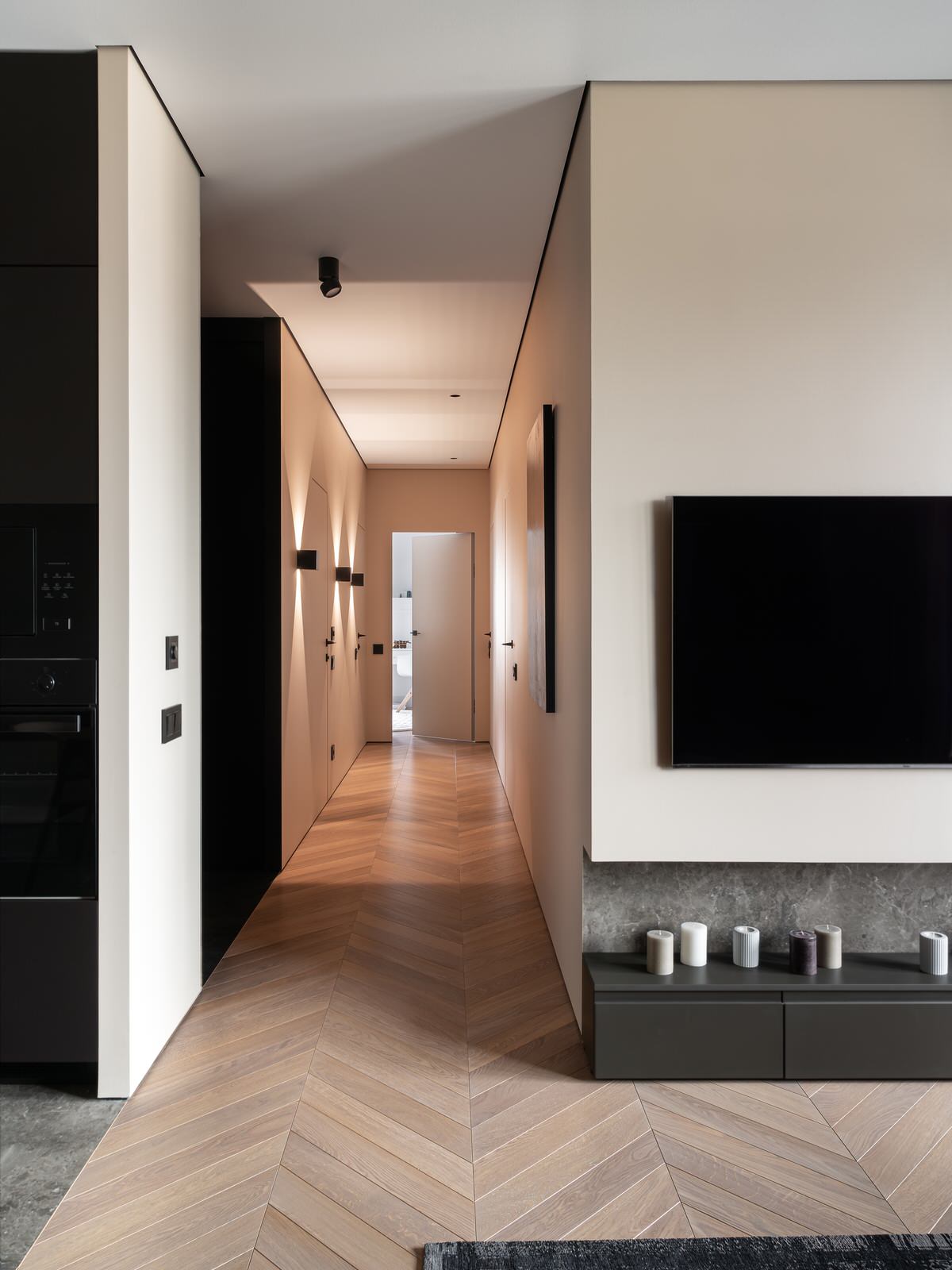 Свет в коридоре