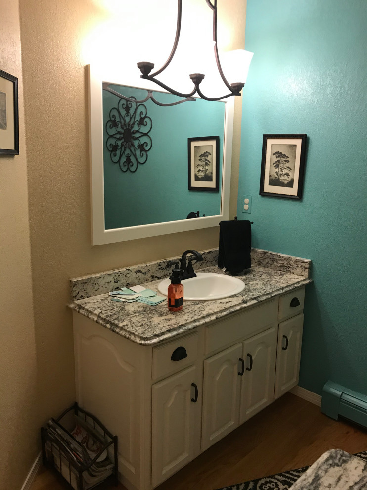 Powder room Paint color?