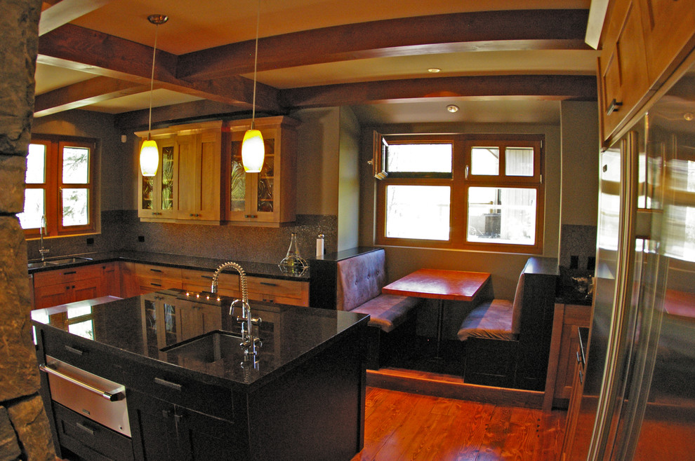 Transitional kitchen photo in Calgary
