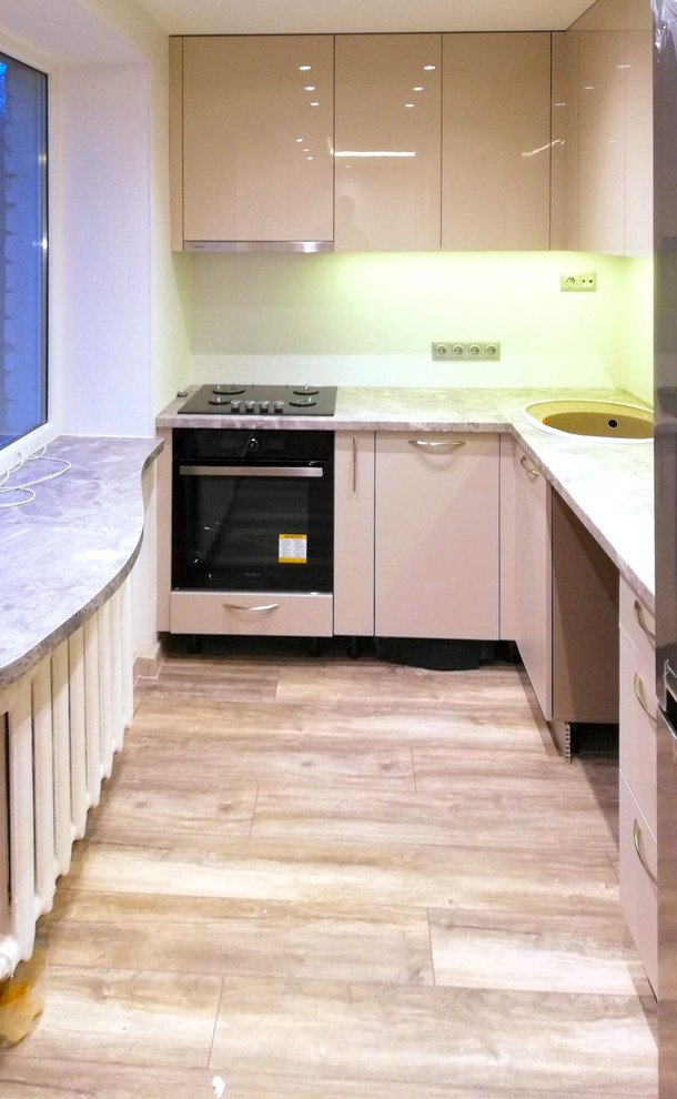White kitchen made to measure and style