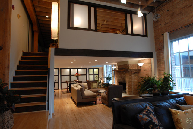 Historic Loft Living - American Craftsman - Wohnbereich - Chicago - von