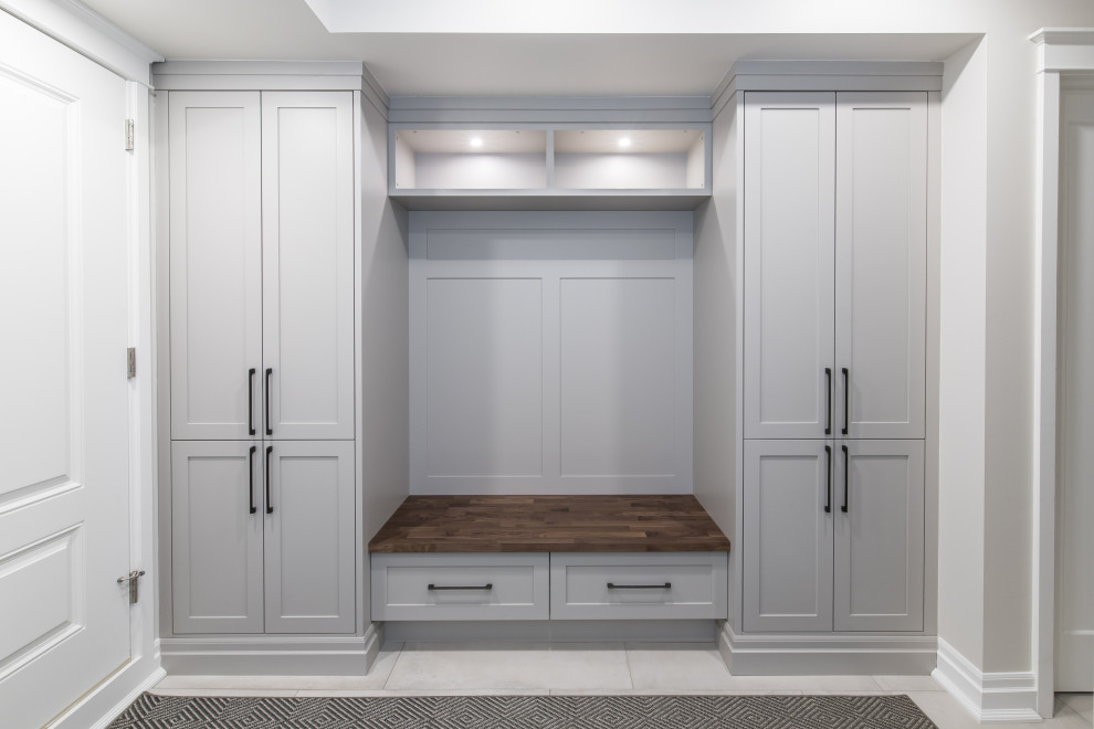 Inspiration for a transitional entryway remodel in Toronto