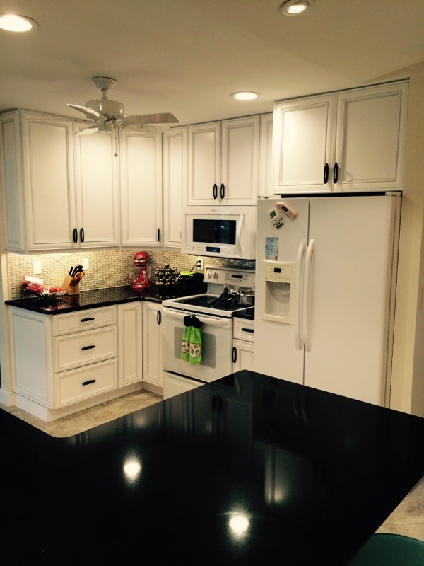 Inspiration for a transitional kitchen remodel in Miami