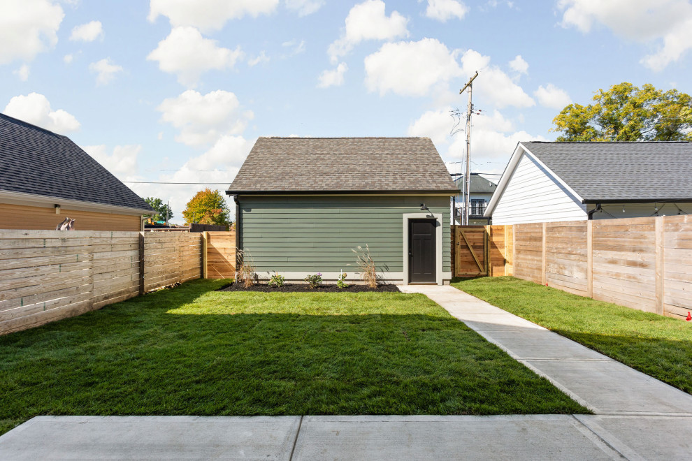 Inspiration for a transitional home design remodel in Indianapolis