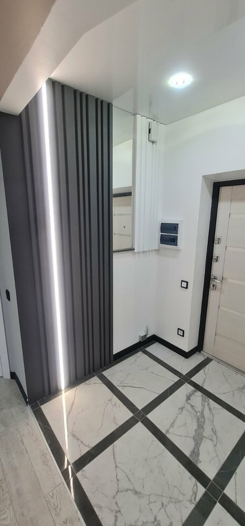 Квартира в контрастных цветах